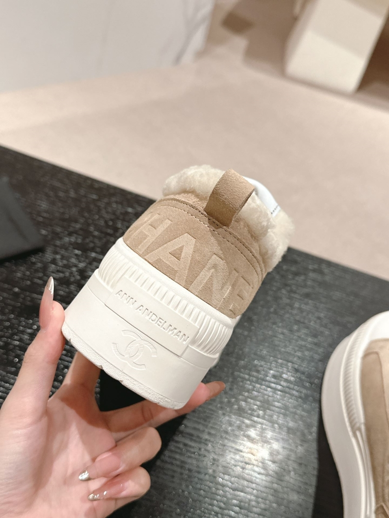 Ch**el sport shoes
